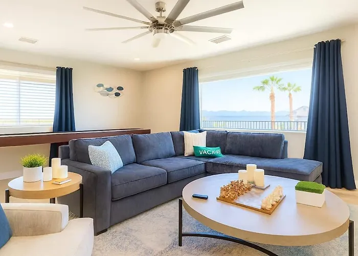 Family Friendly 6 Bedroom Compound Near Windsor Ramp Lake Havasu City