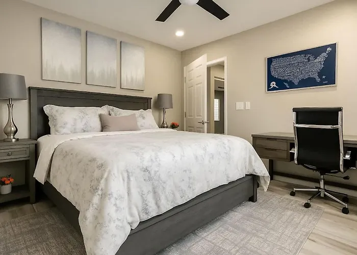 Family Friendly 6 Bedroom Compound Near Windsor Ramp Villa
