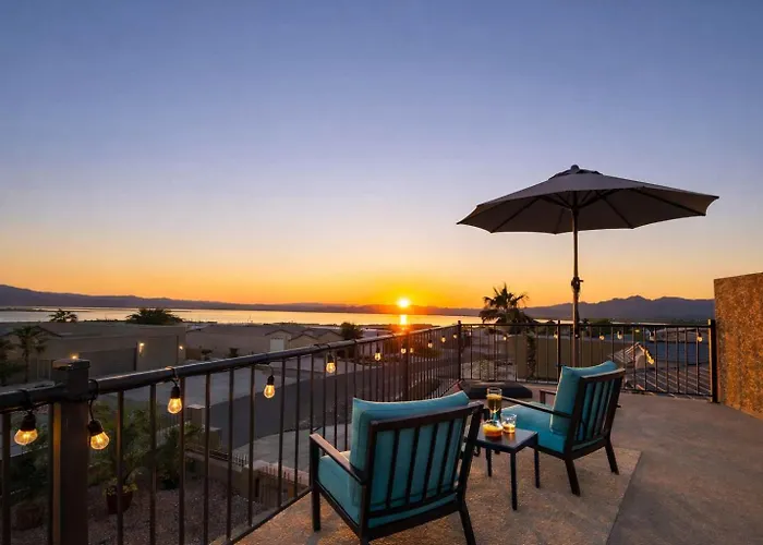 Family Friendly 6 Bedroom Compound Near Windsor Ramp *